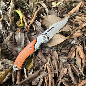 سكين جيب تكتيكي قابل للطي بمقبض خشبي، الأكثر مبيعًا، للاستخدام الخارجي والتخييم والصيد، مع ضوء LED وفلاش EMHTiii - Product Image 4