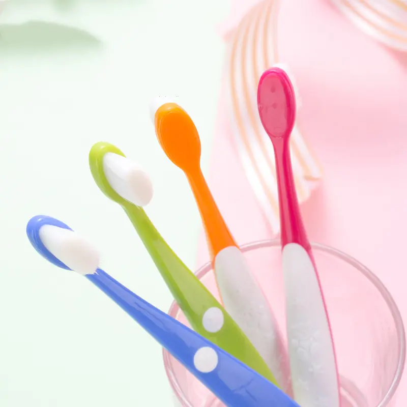 Produttore setole morbide PP manico bambino bambini in plastica set di spazzolino da denti per famiglia