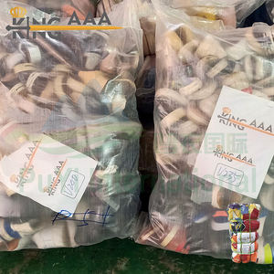 Ballots de 25kg Chaussures <span class=keywords><strong>pour</strong></span> hommes Chaussures de sport d'occasion Baskets de course d'occasion en vrac Unisexe - Product Image 4