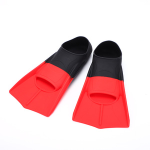 Aletas de Buceo para Entrenamiento de Natación, de Silicona de Grado Alimenticio, Rojas, para Adultos, Estilo Libre - Product Image 1