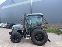 Tracteur Compact 50HP 60HP 70HP Mini Tracteur Agricole Motoculteur Charrue Remorque Herse 50HP 4*4 4WD Tracteur avec Cabine Climatisée
