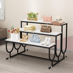 Mesa de pie de oro de metal de moda Mesa de exhibición de anidación de estilo moderno estable para <span class=keywords><strong>Boutique</strong></span> - Product Image 3