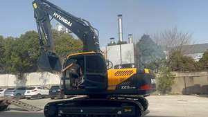 Excavadora de cadenas Hyundai 220LC-9S usada de alta calidad, 22 toneladas, con componentes originales del motor, incluyendo bomba y engranajes, modelo 2019 - Product Image 3