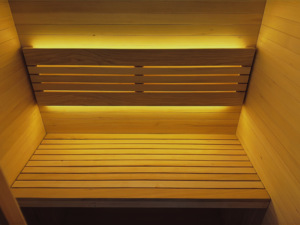 Stufa Elettrica Moderna per Sauna da Esterno in Cedro Rosso con Funzione Vapore Secco 110-240V Pannello di Controllo Computerizzato per 2-4 Persone - Product Image 6
