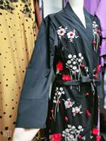 Robe Abaya Islamique pour Femmes Musulmanes avec Broderie Florale et Dentelle, Couleurs Noir, Rose et Bleu