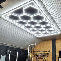 Lumière LED industrielle personnalisée pour entrepôt, bureau, garage - Lumière décorative à montage au plafond en nid d'abeille