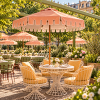 Parasol de terrasse rose LS Umbrella Outdoor avec bordure blanche et volant décoratif pour café, restaurant et terrasse en plein air
