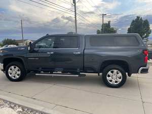 Camioneta <span class=keywords><strong>Chevrolet</strong></span> <span class=keywords><strong>Silverado</strong></span> 3500HD LTZ 2020 Usada en Buen Estado, Diésel Turbo, Automática, Asientos de Cuero, Interior Claro, Volante a la Izquierda - Product Image 4