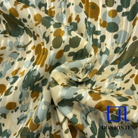 Vente en gros Tissu georgette en imitation soie 100% polyester imprimé teint uni pour filles Robes d'été Jupes Vêtements de mariage