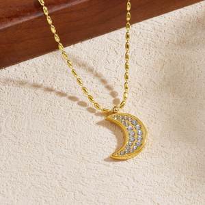 Collana con Ciondolo <span class=keywords><strong>Luna</strong></span> in Acciaio Inossidabile Placcato Oro con Diamanti, Design alla Moda, Gioiello Semplice Tgxl11132 - Product Image 4