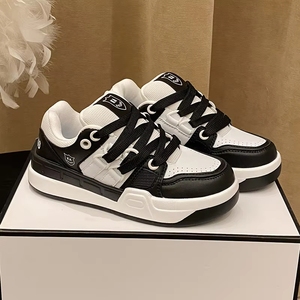 Nouvelles baskets blanches respirantes, chaussures plates décontractées polyvalentes, chaussures de course et de skate pour hommes - Product Image 6