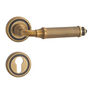 Maniglia <span class=keywords><strong>e</strong></span> Serratura per Porta in Legno Stile Antico in Ottone, Set di Leve Silenziose per Porte Divise - Product Image 1