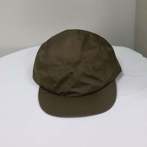 Gorras de Camionero Clásicas Deportivas de Ala Plana, Transpirables, Impermeables, de Poliéster, Lisas, con Logotipo Personalizado en Blanco, de Alta Calidad, al por Mayor - Product Image 1