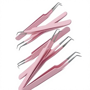 Pinzas para Pestañas de Volumen de Acero Inoxidable con Punta de Fibra, Color Rosa Bebé, Recubrimiento en Polvo, Agarre Liso, Aislamiento, Marca Privada - Product Image 6