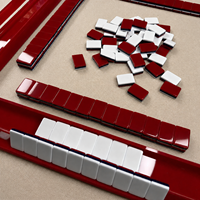 Jeu de Mahjong Américain Thème Cola Vintage en Acrylique avec Pions Design Bouchon de Bouteille Ours Polaire – Cadeau Idéal pour Soirée Jeu