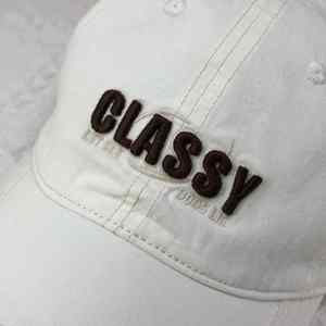 หมวกเบสบอลแบบนิ่มสีอ่อนปักลายตัวอักษรแบบสามมิติรุ่นใหม่ปี 2025 เป็นหมวกเบสบอลอเนกประสงค์และลำลอง - Product Image 3