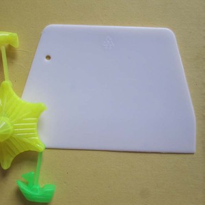 Plastic Scraper Medium Trapezoidal Baking Tool Convenient Cutter Knife For Pastry Mixing - Product Image 1
