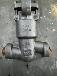 วาล์วทรงกลมเหล็กตีขึ้นรูป API 600 A105 - Product Image 3