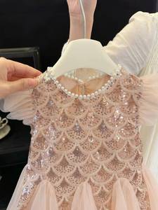 Costume de sirène pour filles MS avec robe en tulle à paillettes et bandeau assorti, parfait pour les fêtes et les spectacles - Product Image 3