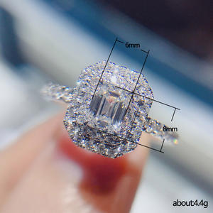 Anello di Diamanti F1029 con Taglio Smeraldo, Diamante Naturale, Gioiello Classico da Fidanzamento per Donna - Product Image 5