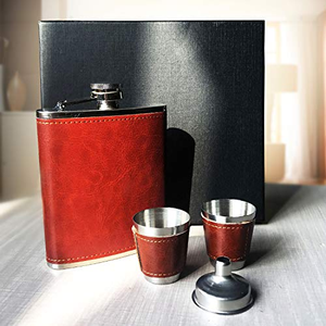 Set de Petaca de Acero Inoxidable de 6oz con Embudo, Vasos de Chupito y Funda de Cuero, Portátil, para Whisky y Alcohol, Set de Regalo - Product Image 6