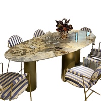 Hochwertiger Esstisch mit Edelstahlgestell in Ovaler Form Elegante Luxus-Designs Marmor-Esstische