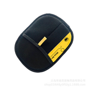 Brosse pour enlever les poils d'animaux, surface douce en velours polyester pour vêtements et animaux - Product Image 5