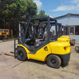 Chariot élévateur d'occasion KOMATSU FD30, prix avantageux, excellent état, chariot élévateur KOMATSU d'occasion à vendre - Product Image 2