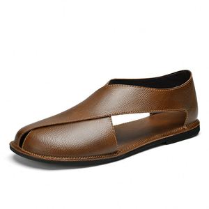 New Summer Outdoor <b>Flat</b> Genuine Leather Men's Casual <b>Sandals</b> Large Size Fashion Leather Beach <b>Sandals</b> for Men - Product Image 3