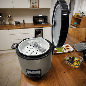 Olla arrocera eléctrica compacta de 2L, diseño inteligente de operación <span class=keywords><strong>Simple</strong></span> con olla interior duradera y paleta para familias pequeñas de 220V - Product Image 6