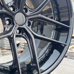 ล้อคาร์บอนไฟเบอร์แบบฟอร์จสั่งทำพิเศษ 5x112 5x114.3 5x130 ขอบเว้าลึก สำหรับรถเมอร์เซเดส - Product Image 4