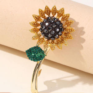 Floral Brooch for Ladies Elegant Corsage Eco-Friendly Alloy Silk Screen Printed 3D Magnetic Nickel-Free Luxurious <b>Pin</b> - Product Image 3