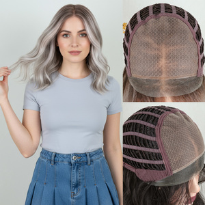 Perruques synthétiques monofilament noires naturelles Julianna Wholesale Futura Fibra sans nœuds, sans colle, avec base en dentelle et monofilament - Product Image 1