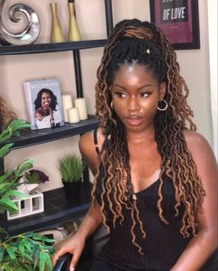 Nữ thần giả <span class=keywords><strong>locs</strong></span> Crochet phần mở rộng tóc mềm GYPSY <span class=keywords><strong>locs</strong></span> lượn sóng Bím Tóc 3 giai điệu xoăn Jerry Curl dreadlocks 3 giai điệu xoăn lượn sóng Xoắn - Product Image 3