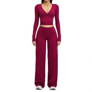 Conjunto Deportivo de Dos Piezas de Tela Suave de Alta Calidad, Leggings y Pantalones de Yoga Acampanados para Mujer, Conjunto Deportivo para Yoga y Running - Product Image 2