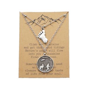 Collier unisexe en alliage de zinc, design animal Bigfoot classique, bijoux de voyageur de la forêt avec carte de montagne - Product Image 1