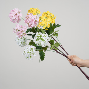 Hortensia Artificial Greenway de 3 Cabezas con Tallo Largo, en Blanco, Rosa y Amarillo, Arreglo Floral Decorativo para Decoración del Hogar - Product Image 1
