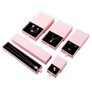 Premium Hoge Kwaliteit Kartonnen Ketting Ring Oorbel Lade Sieraden Geschenkdoos Met Zacht Schuim Kussen - Product Image 1