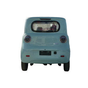 Mini Auto Eléctrico Cerrado de 4 Ruedas con Asientos de Cuero, Llantas R16, Tracción Individual e Interior Ligero - Product Image 6