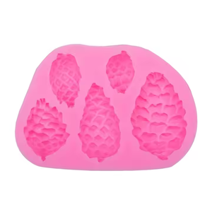 Moule en silicone écologique et non toxique à 5 cavités en forme de fleur de Noël pour gâteaux, fondants, chocolats, bonbons et décorations en sucre - Product Image 4
