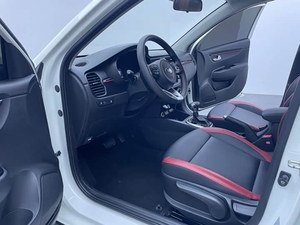 Voiture d'occasion chinoise pas chère <span class=keywords><strong>KX</strong></span> CROSS 2017 2018 <span class=keywords><strong>2019</strong></span> Modèle 1.4L Expédition mondiale - Product Image 2