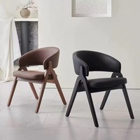Chaise de salle à manger moderne en bois massif RAYSKYS, dossier ergonomique rembourré, design léger et écologique, pieds en bois, mobilier de maison
