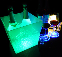 Seau à glace en plastique à double paroi de 10 L avec LED à 7 couleurs changeantes, idéal pour les boissons de fête