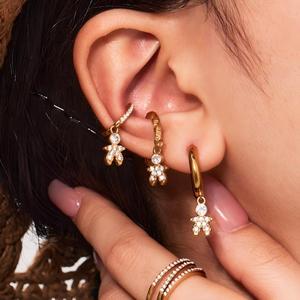 Acier inoxydable, étanche, plaqué or 18K PVD, boucles d'oreilles mystérieuses et exquises Little <span class=keywords><strong>Prince</strong></span> avec diamants - Product Image 1