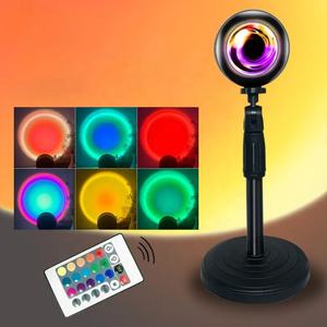 <span class=keywords><strong>Lampe</strong></span> de studio vidéo portable 16 couleurs RGB Live Stream Télécommande Photographique RGB Sunset <span class=keywords><strong>Lampe</strong></span> LED Rainbow Sunrise Light - Product Image 3