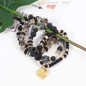 Nuevas Pulseras Boho de Moda para Parejas, Personalizadas, Elásticas, Coloridas, con Cuentas en Forma de Corazón, Hechas <span class=keywords><strong>a</strong></span> Mano, Apilables, de Plástico y Aleación de Zinc, Venta al Por Mayor de Fábrica - Product Image 5