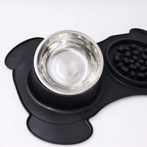 Alfombrilla de silicona y acero inoxidable para dos comederos de perro, moderna, desmontable, duradera, ecológica, de alimentación lenta, venta al por mayor del fabricante. - Product Image 3