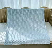Couverture de sécurité pour bébé en minky à pois double couche de qualité supérieure pour nouveau-nés, avec bulles massantes, coffret cadeau
