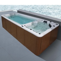 Freistehende Whirlpool-Badewanne Großer Outdoor-Swim-Pool aus Holz mit Acrylverkleidung und Massage-Whirlpool