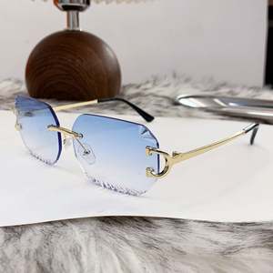 Gafas de Sol Rectangulares sin Montura de Moda 2025 con Logotipo Personalizado, Alta Calidad, Protección UV400, Lentes Degradadas, Montura Cuadrada de Aleación para Hombre y Mujer - Product Image 4